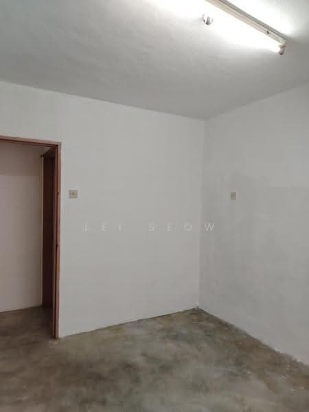 Flat for Rent at Jalan Tengah - Lei Seow - Interior - PropertyGuru.com.my