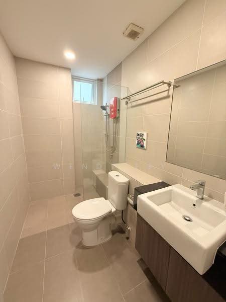 Kondominium untuk Dijual di Tropicana Bay Residences - Wendy Pey - Bathroom - PropertyGuru.com.my