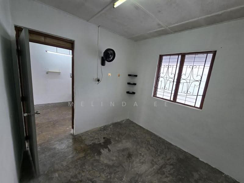 Flat for Rent at Flat Taman Ungku Tun Aminah - Melinda Ee - Interior - PropertyGuru.com.my