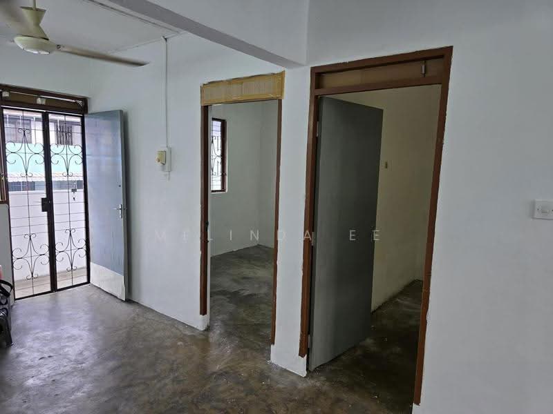 Flat for Rent at Flat Taman Ungku Tun Aminah - Melinda Ee - Interior - PropertyGuru.com.my