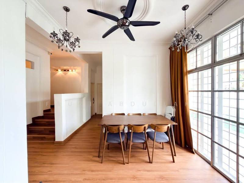 Rumah Teres 2-Tingkat untuk Dijual di Bukit Bandaraya (Shah Alam) - Fauzi Abdullah - Dining Room - PropertyGuru.com.my