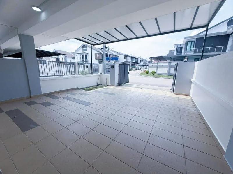 2-storey Terraced House for Sale in Bandar Putra Kulai (Kulai) - Daniel Yong - Exterior - PropertyGuru.com.my