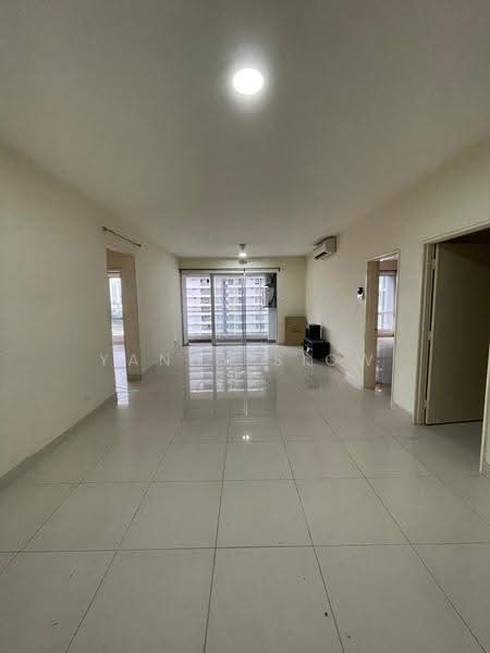 Kondominium untuk Dijual di Platinum Hill PV 2 - Yanny Siow - Living Room - PropertyGuru.com.my