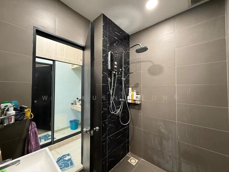 Kondominium untuk Dijual di The Havre Bukit Jalil - Wai Kuen Leong - Bathroom - PropertyGuru.com.my
