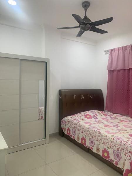 Condominium for Sale at Tropika Paradise Condominium - Ivan Tan - Bedroom - PropertyGuru.com.my