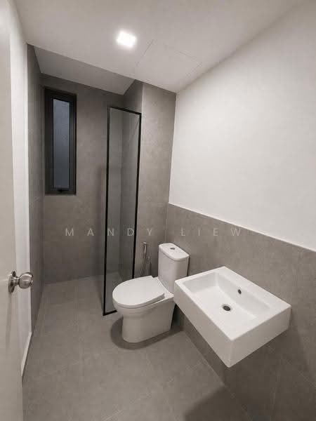 Service Residence for Sale at Suite Enesta - Mandy Liew - Bathroom - PropertyGuru.com.my