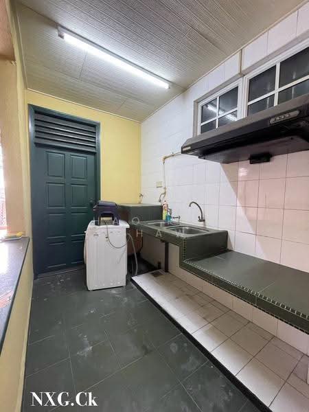 Semi-Detached House for Sale in Bandar Baru Klang (Klang) - Hao Kai Khaw - Kitchen - PropertyGuru.com.my