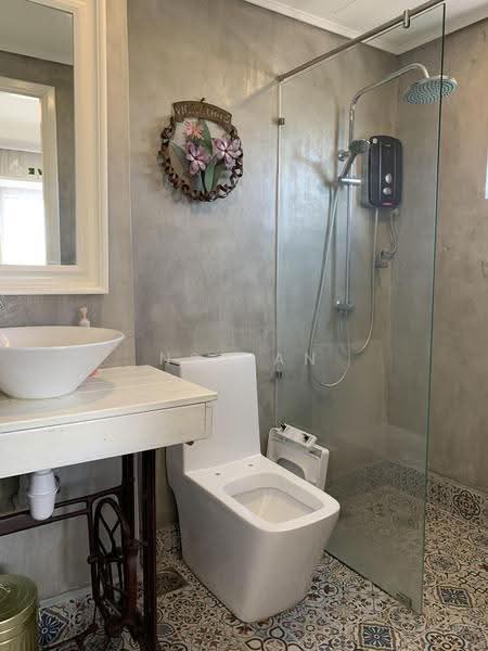 Kondominium untuk Dijual di Casa Lago - NS Han - Bathroom - PropertyGuru.com.my