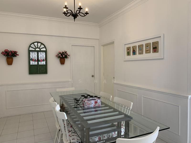 Kondominium untuk Dijual di Casa Lago - NS Han - Dining Room - PropertyGuru.com.my