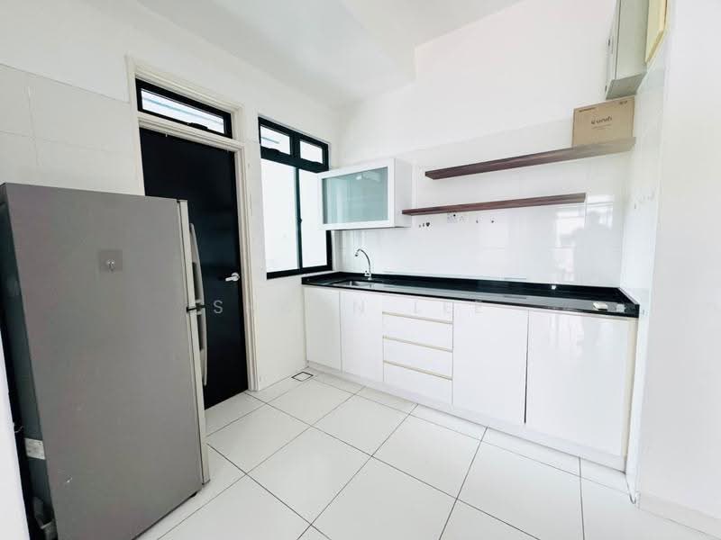 Service Residence for Rent at Sky View - Shawn Lee - Kitchen - PropertyGuru.com.my