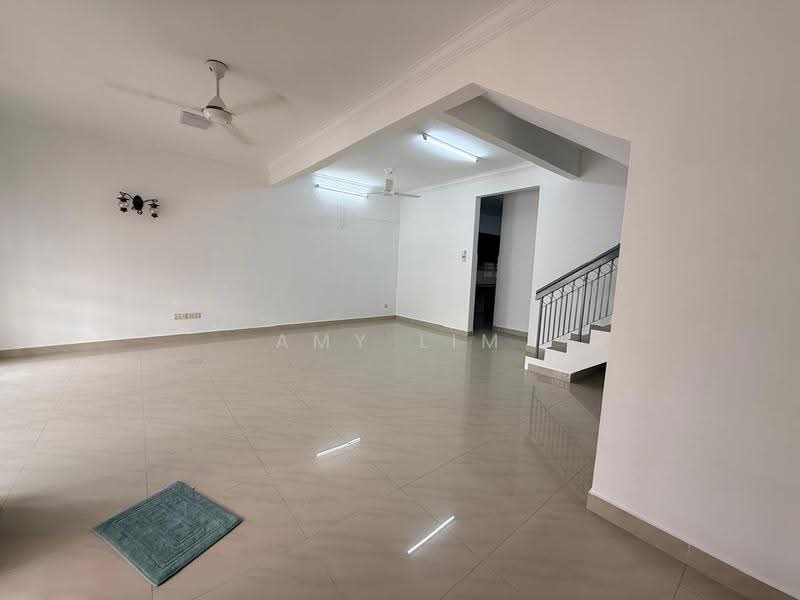 Rumah Teres 2-Tingkat untuk Disewa di Bandar Puteri Puchong (Puchong) - Amy Lim - Living Room - PropertyGuru.com.my