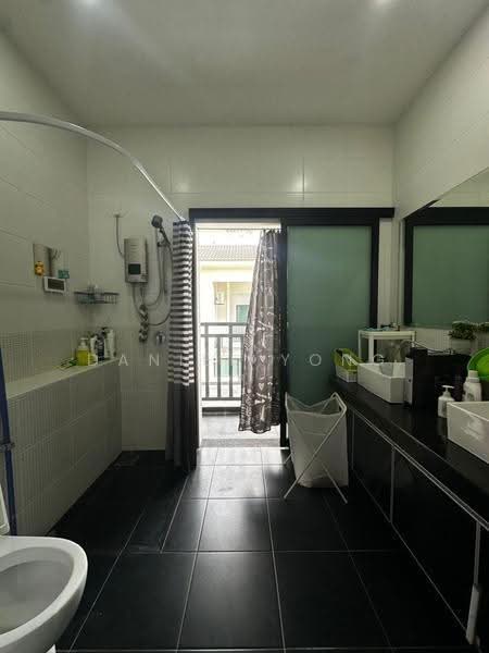 Rumah Teres 2-Tingkat untuk Dijual di Taman Kota Masai (Pasir Gudang) - Daniel Yong - Bathroom - PropertyGuru.com.my