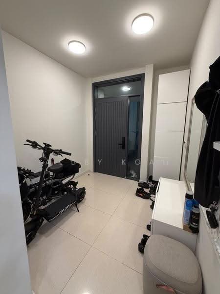 Rumah Teres 3-Tingkat untuk Disewa di Desa Parkcity (Kuala Lumpur) - Albby Koah - Entrance - PropertyGuru.com.my