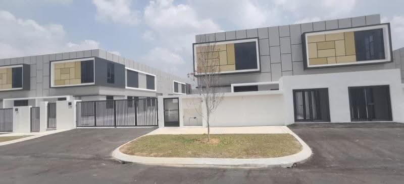 Kilang untuk Disewa di Puncak Alam (Selangor) - Mf Tan - Exterior - PropertyGuru.com.my