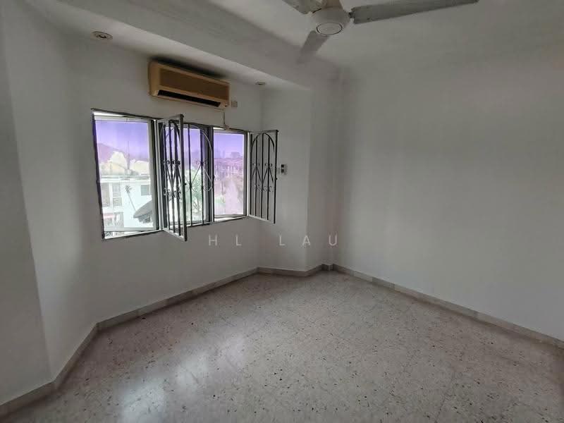 Pangsapuri untuk Dijual di Pangsapuri Sri Mayang - HL Lau - Interior - PropertyGuru.com.my
