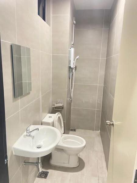 Kediaman Servis untuk Disewa di Space Residency - Shawn Lee - Bathroom - PropertyGuru.com.my