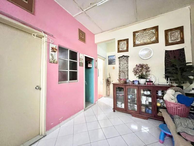 1-storey Terraced House for Sale in Bandar Rinching Seksyen 5 (Semenyih) - Maya Myra - Interior - PropertyGuru.com.my