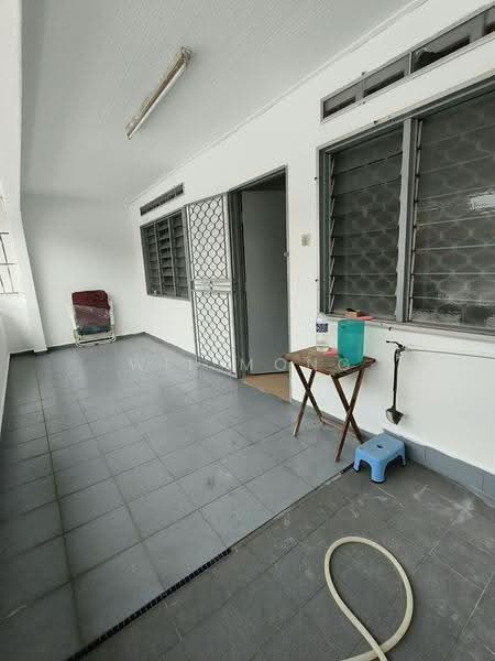 Rumah Teres 2-Tingkat untuk Disewa di Taman Kota Kulai (Kulai) - Wil Mong - Balcony - PropertyGuru.com.my