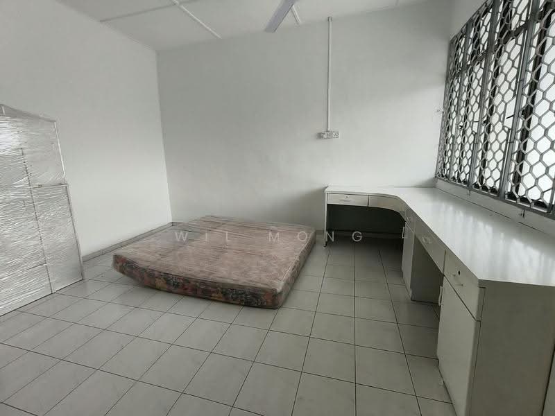 Rumah Teres 2-Tingkat untuk Disewa di Taman Kota Kulai (Kulai) - Wil Mong - Bedroom - PropertyGuru.com.my