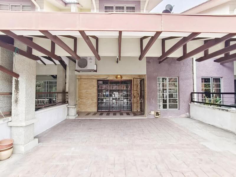 2-storey Terraced House for Sale in Denai Alam (Shah Alam) - Ashraff Daniel - Exterior - PropertyGuru.com.my