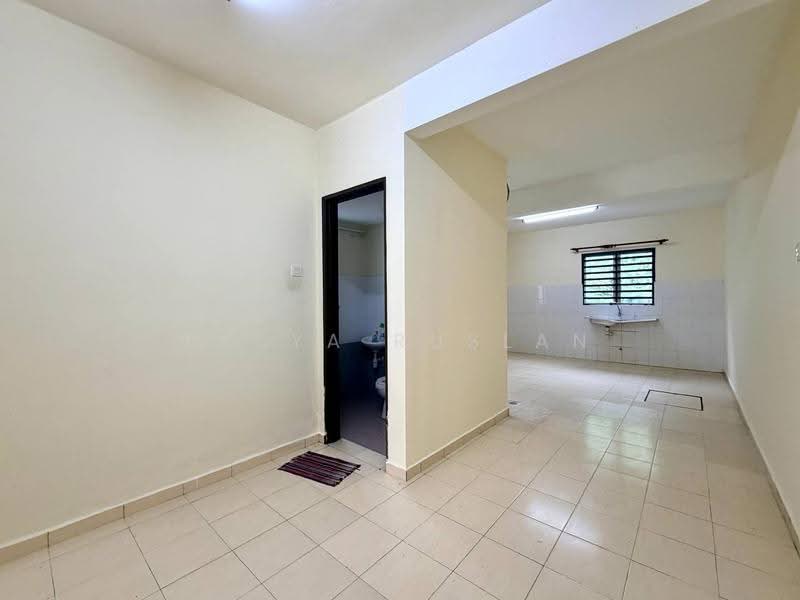 2-storey Terraced House for Sale in Taman Salak Baiduri (Sepang) - Tasya Ruslan - PropertyGuru.com.my