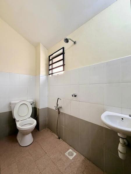 2-storey Terraced House for Sale in Taman Salak Baiduri (Sepang) - Tasya Ruslan - PropertyGuru.com.my