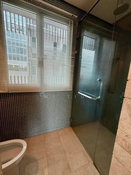 Kondominium untuk Disewa di Dua Residency - MT Tiu - Bathroom - PropertyGuru.com.my
