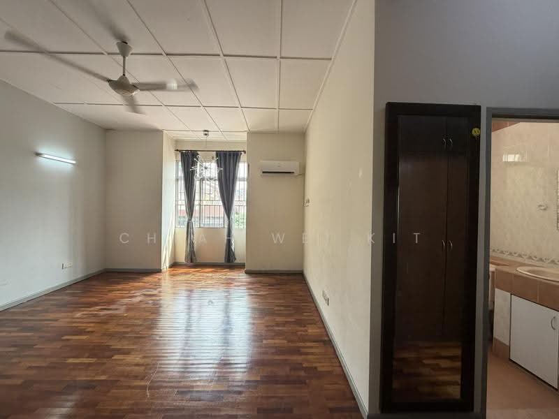 2-storey Terraced House for Rent in Ara Damansara (Selangor) - Cheah Wei Kit - Living Room - PropertyGuru.com.my