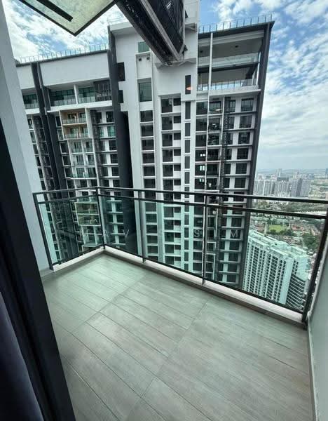Kediaman Servis untuk Disewa di Bloomsvale Menara Vista Petaling - Mavis Sim - Balcony - PropertyGuru.com.my