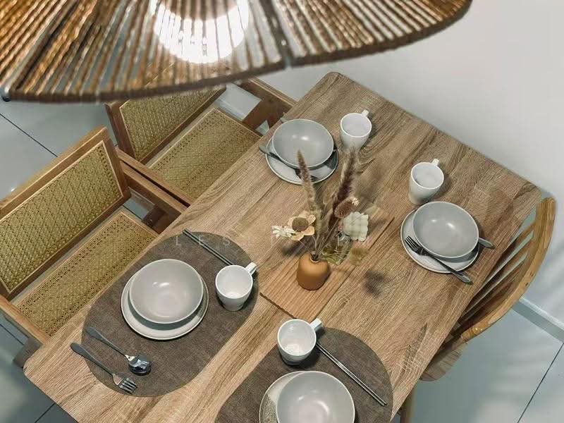 Kediaman Servis untuk Dijual di Majestic Residence - Lesli Yim - Dining Room - PropertyGuru.com.my