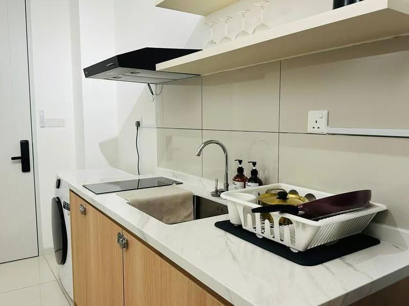 Kediaman Servis untuk Dijual di Majestic Residence - Lesli Yim - Kitchen - PropertyGuru.com.my