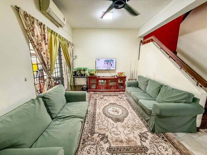 2-storey Terraced House for Sale in Bandar Sri Damansara (Selangor) - Syahmi Shahordin - Living Room - PropertyGuru.com.my