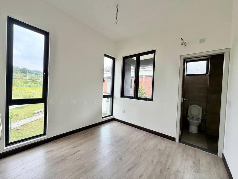 2-storey Terraced House for Sale in Sungai Buloh (Selangor) - Akmal Zakaria - PropertyGuru.com.my