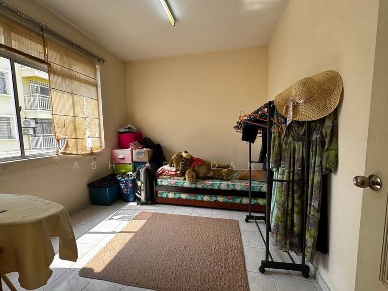 Condominium for Sale at Platinum Hill PV 5 - Ashraff Daniel - Bedroom - PropertyGuru.com.my
