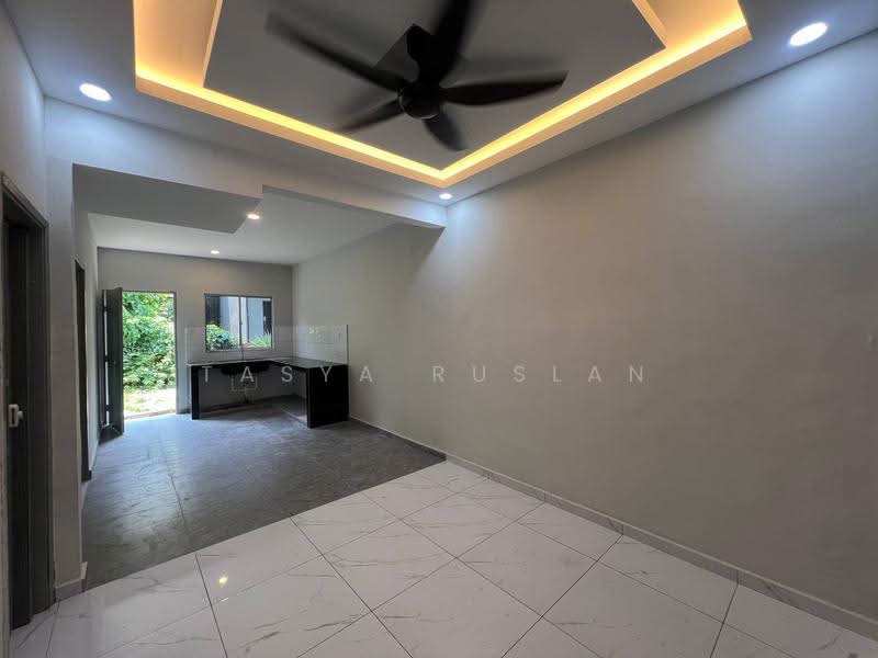 Rumah Teres 2-Tingkat untuk Dijual di Bukit Sentosa (Rawang) - Tasya Ruslan - PropertyGuru.com.my