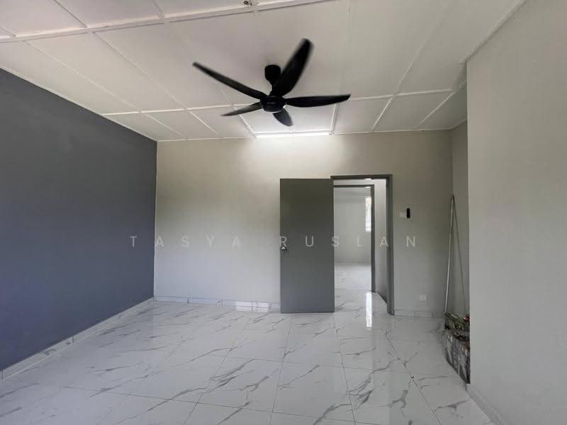 Rumah Teres 2-Tingkat untuk Dijual di Bukit Sentosa (Rawang) - Tasya Ruslan - PropertyGuru.com.my