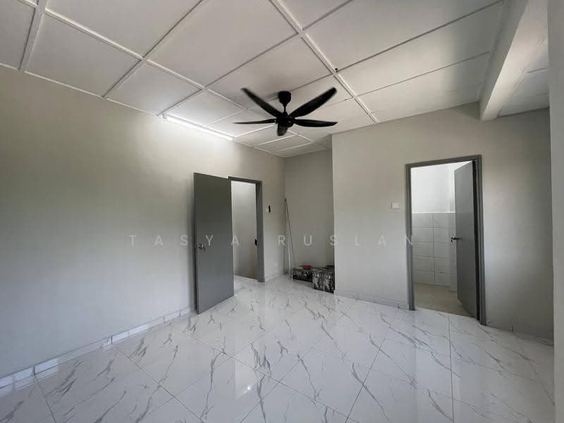 Rumah Teres 2-Tingkat untuk Dijual di Bukit Sentosa (Rawang) - Tasya Ruslan - PropertyGuru.com.my