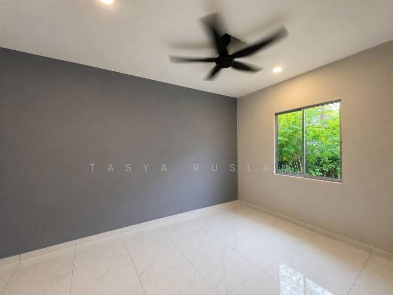 Rumah Teres 2-Tingkat untuk Dijual di Bukit Sentosa (Rawang) - Tasya Ruslan - PropertyGuru.com.my