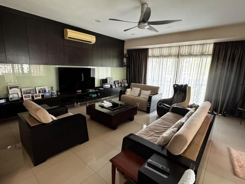Rumah Kluster untuk Dijual di Taman Sutera Utama (Skudai) - Mikki Yeo - Living Room - PropertyGuru.com.my