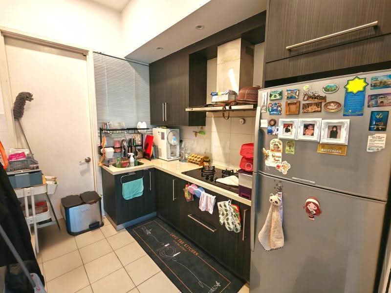 Semi-Detached House for Sale in Seksyen U9 (Shah Alam) - Fazie Noor - Kitchen - PropertyGuru.com.my