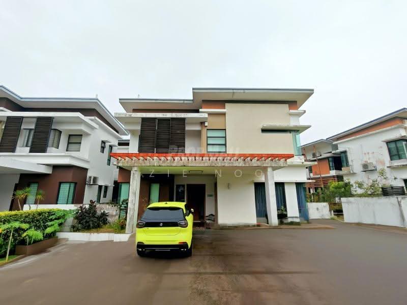 Semi-Detached House for Sale in Seksyen U9 (Shah Alam) - Fazie Noor - Exterior - PropertyGuru.com.my