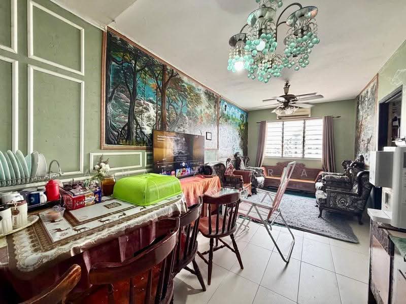 Pangsapuri untuk Dijual di Sri Penara - Akmal Zakaria - Living Room - PropertyGuru.com.my