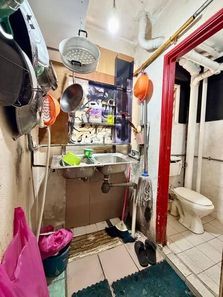 Pangsapuri untuk Dijual di Sri Penara - Akmal Zakaria - Kitchen - PropertyGuru.com.my