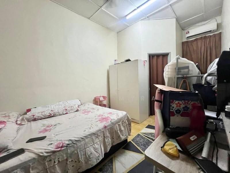 Terraced House for Sale in Bandar Mahkota Banting (Tanjong Duabelas) - Maya Myra - Bedroom - PropertyGuru.com.my