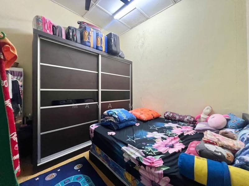 Terraced House for Sale in Bandar Mahkota Banting (Tanjong Duabelas) - Maya Myra - Bedroom - PropertyGuru.com.my
