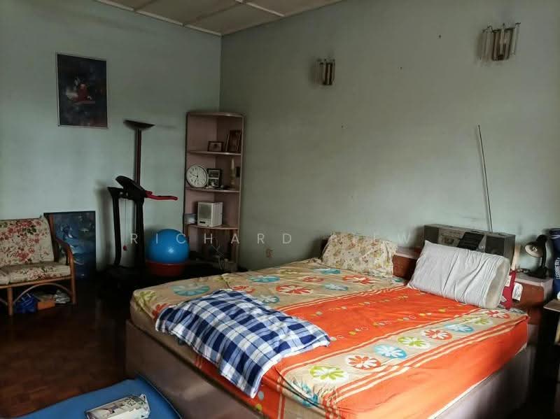 2-storey Terraced House for Sale in Taman Sea (Petaling Jaya) - Richard Liew - Bedroom - PropertyGuru.com.my