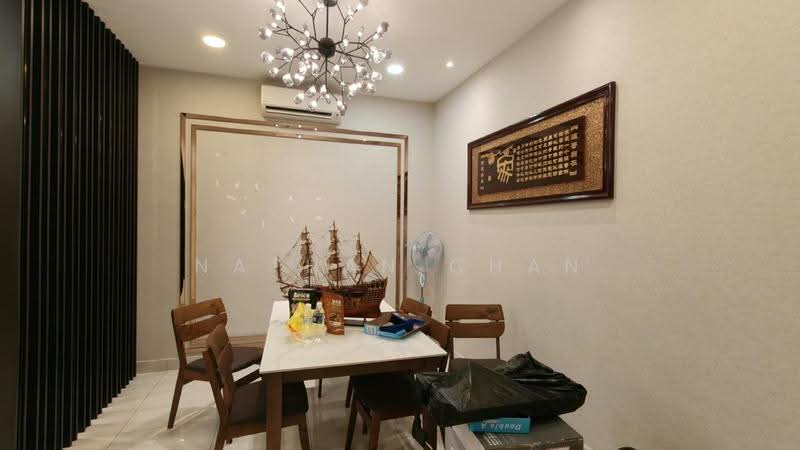 2-storey Terraced House for Sale in Taman Dato Onn (Johor Bahru) - Nathan Chan - Dining Room - PropertyGuru.com.my