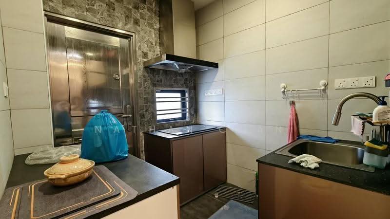 2-storey Terraced House for Sale in Taman Dato Onn (Johor Bahru) - Nathan Chan - Kitchen - PropertyGuru.com.my