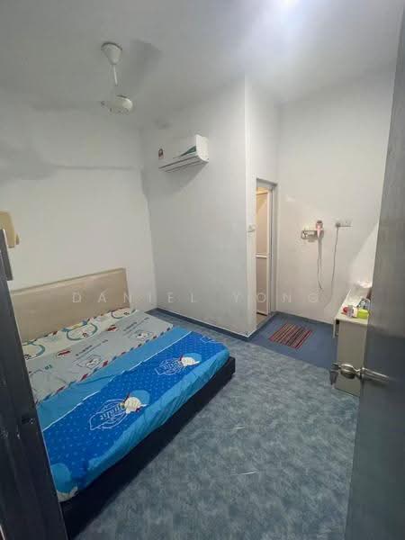Rumah Teres 1-Tingkat untuk Dijual di Taman Onn Holding (Kulai) - Daniel Yong - Bedroom - PropertyGuru.com.my