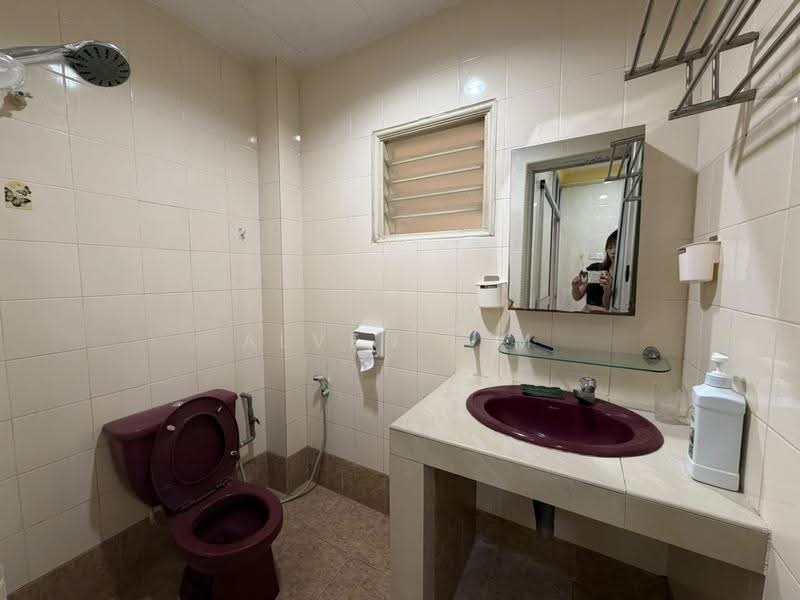 2-storey Terraced House for Sale in Rawang Perdana (Rawang) - Alven Lim - Bathroom - PropertyGuru.com.my
